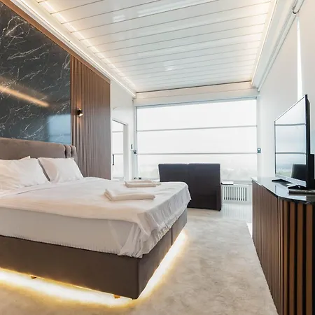 Golden Pars (adults Only) 3* Бурса