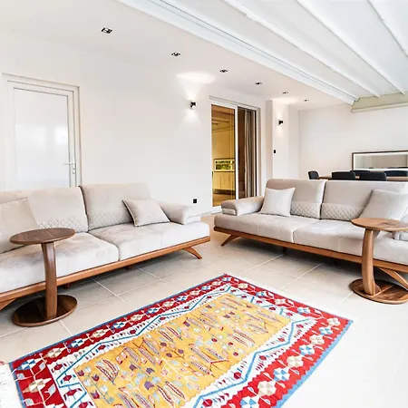 Golden Pars (adults Only) Otel 3*