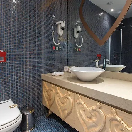Golden Pars (adults Only) 3*