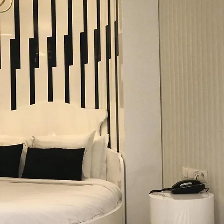 Golden Pars Hotel